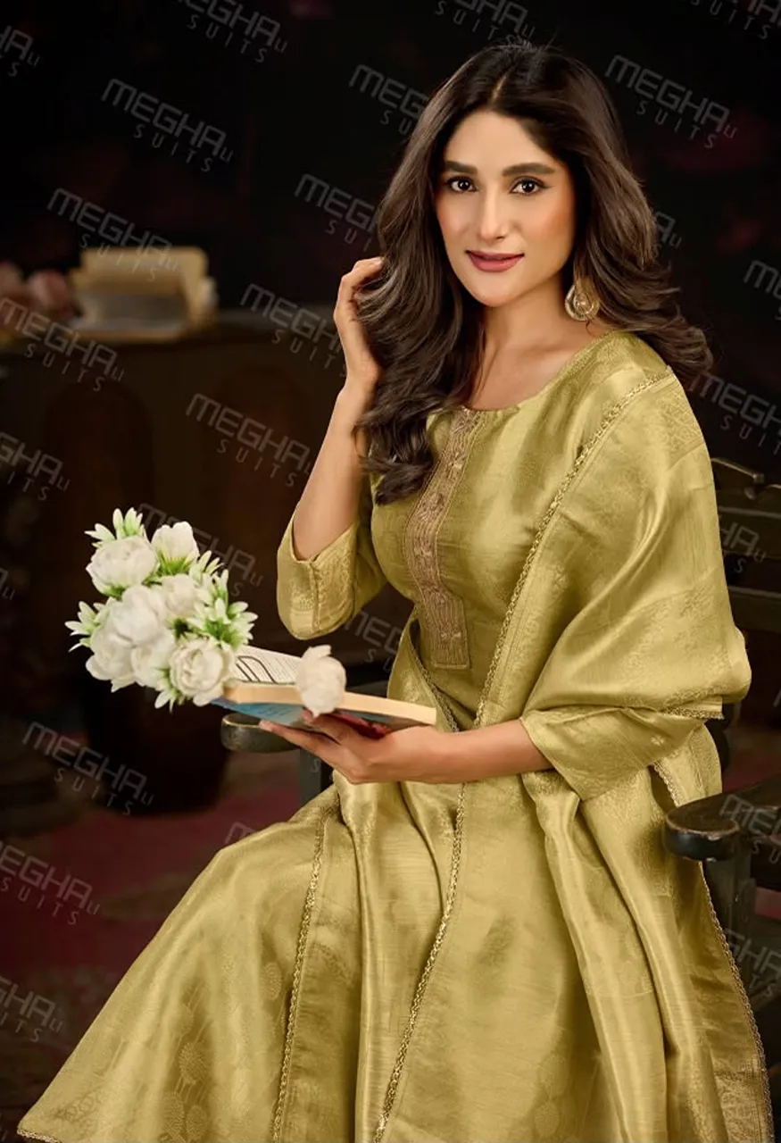 Meghali Gulabo Designer Suit Set Top, Bottom Dupatta Premium Ethnic Wear — Wholesale Dress Material, Vardan Ethnic wholesale from Surat — view 8