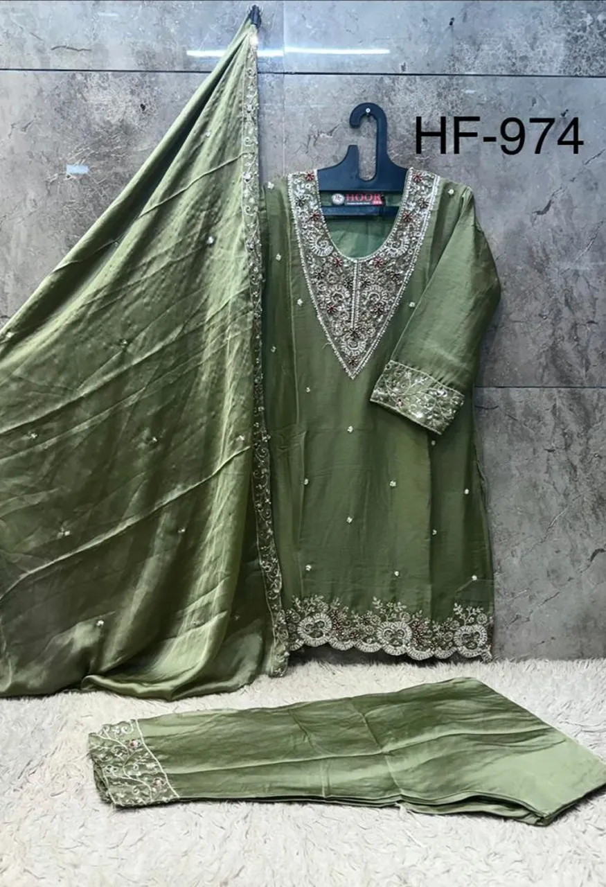 Hoor Tex 974 A To D Chiffon Embroidered Designer Salwar Kameez Catalog — Wholesale Salwar Suits, hoor Tex wholesale from Surat — view 4