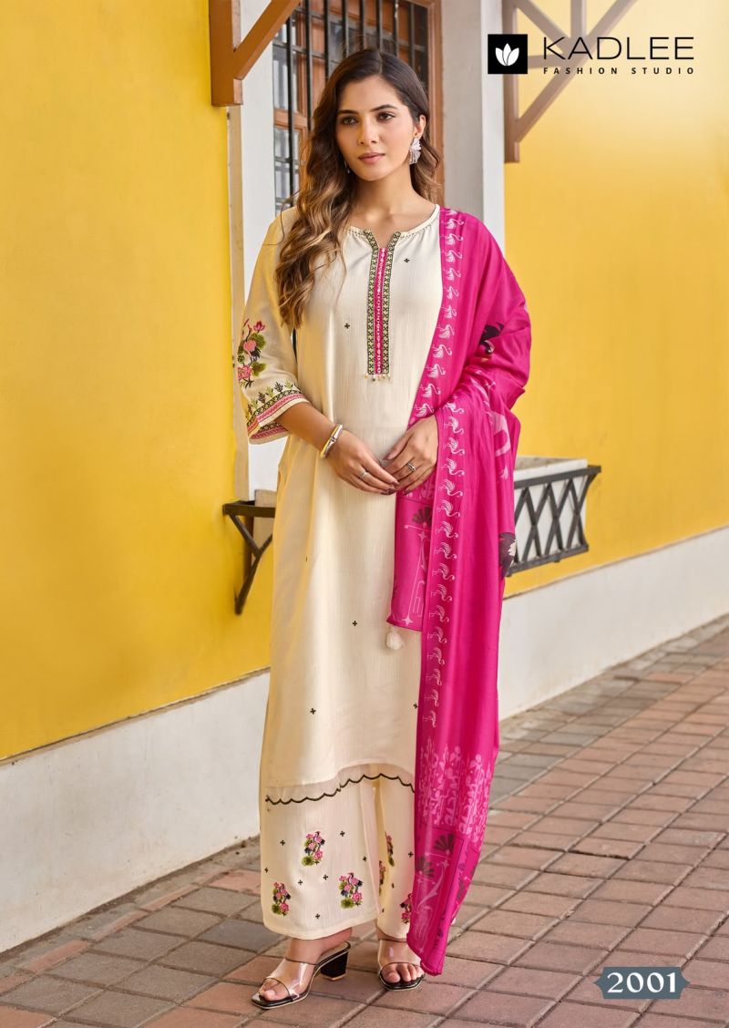 Kadlee Roohani Rayon Weaving Thread Work Kurti With Bottom Dupatta
