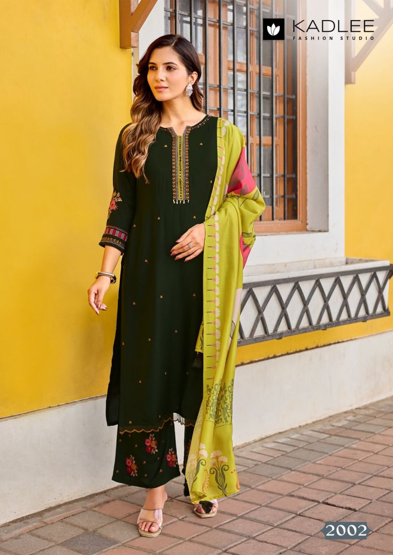 Kadlee Roohani Rayon Weaving Thread Work Kurti With Bottom Dupatta — Wholesale Kurtis, Kadlee Fashion Studio wholesale from Surat — Photo 4