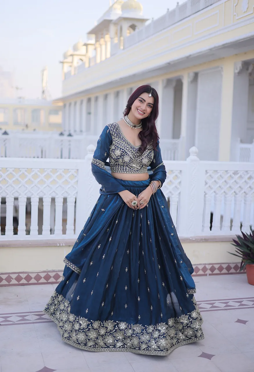 LG Leembogee Lw 7159 Zari Embroidered Designer Lehenga Choli With Dupatta Set — Singles, Vardan Ethnic wholesale from Surat — Photo 3
