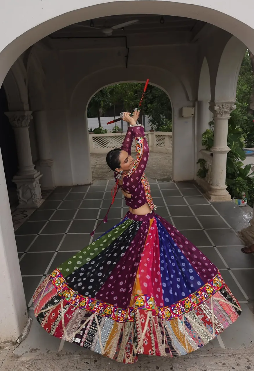 Lw 7138 Georgette Printed Kutchi Gamthi Work Designer Lehenga Blouse Set — Singles, Vardan Ethnic wholesale from Surat — Photo 4