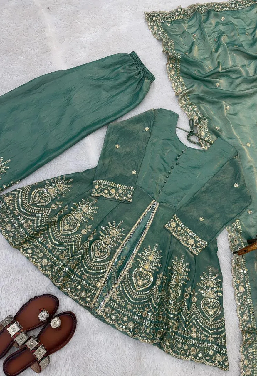Fendy Silk Mirror Work Suit Wholesale Ethnic Wear — Wholesale Kurtis, Vardan Ethnic wholesale from Surat — Photo 8