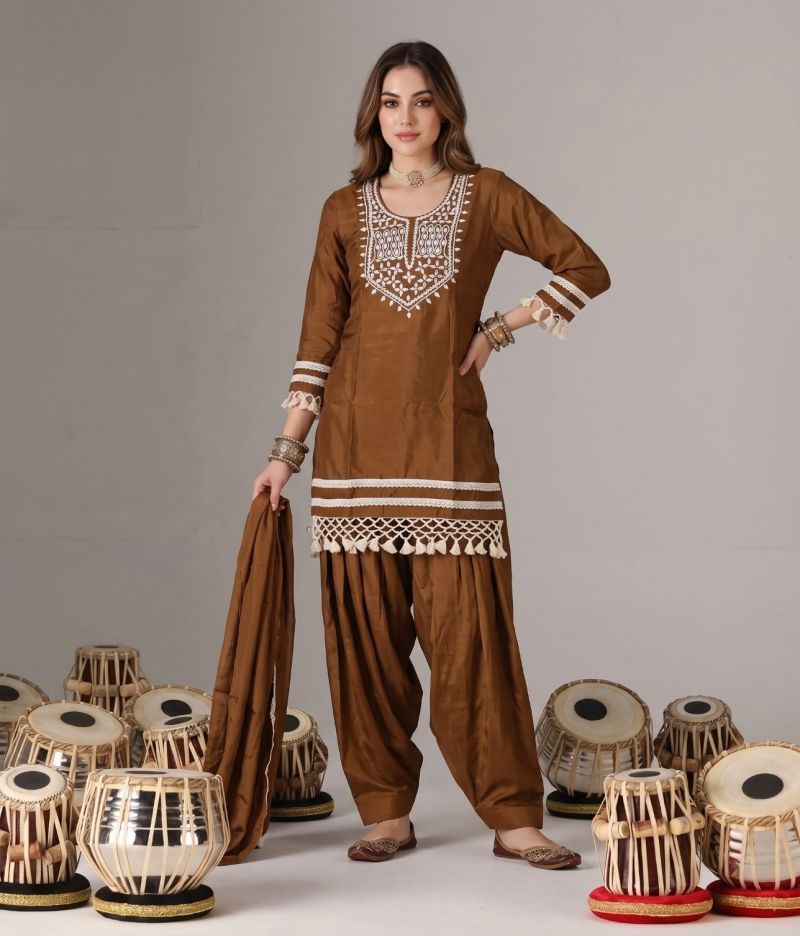 Naisha K 1298 Mul Chanderi Manual Neck Work Salwar Suit Collection — Wholesale Salwar Suits, Vardan Ethnic wholesale from Surat — Photo 5
