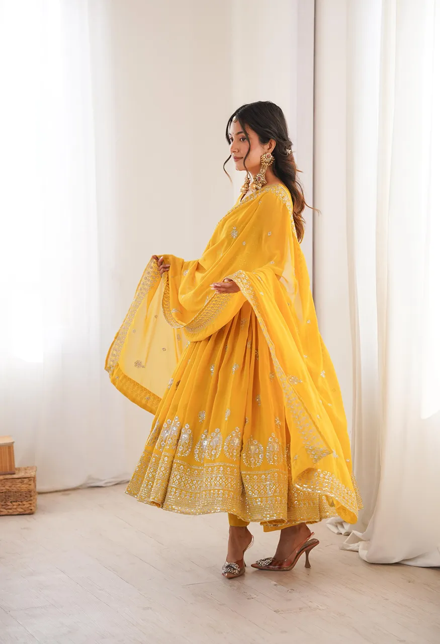 SP-91 Designer Embroidered Sequins Work Anarkali Suit with Pant & Dupatta Set — Wholesale Kurtis, SP wholesale from Surat — Photo 4