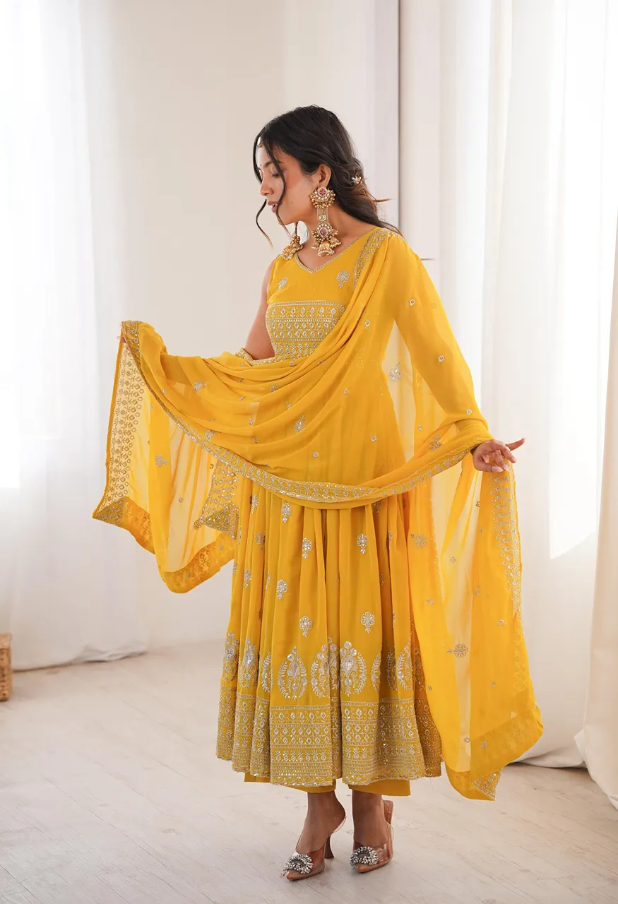 SP-91 Designer Embroidered Sequins Work Anarkali Suit with Pant & Dupatta Set — Wholesale Kurtis, SP wholesale from Surat — Photo 5
