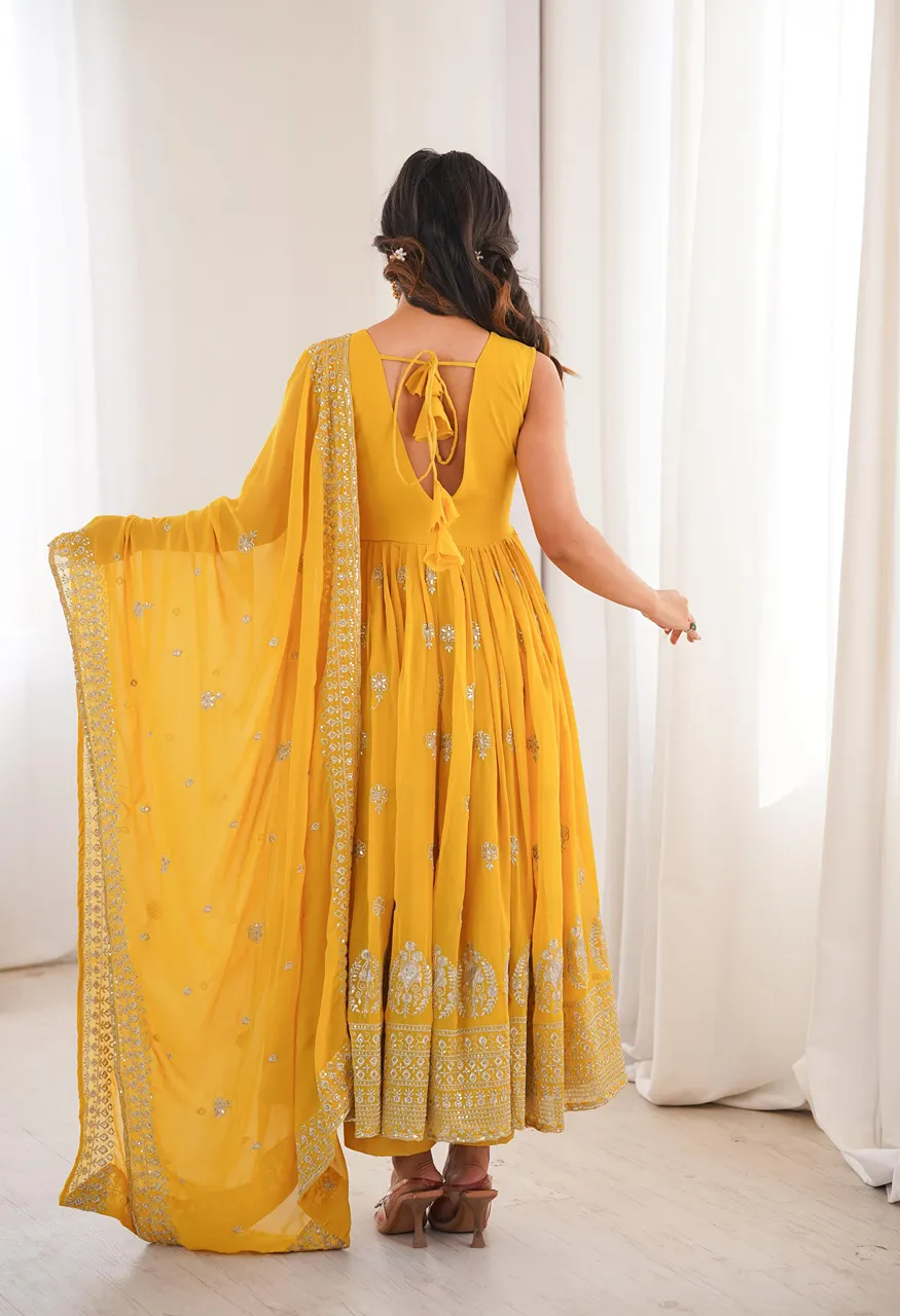 SP-91 Designer Embroidered Sequins Work Anarkali Suit with Pant & Dupatta Set — Wholesale Kurtis, SP wholesale from Surat — Photo 6