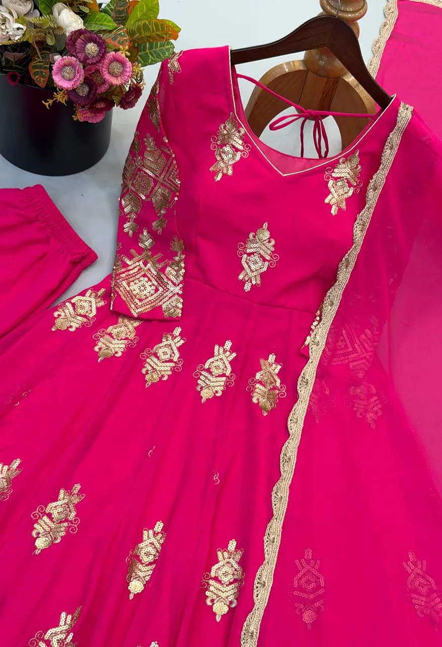 Heavy Georgette Embroidered Sequence Gown Set with Pant Dupatta — Wholesale Anarkali Kurti, Vardan Ethnic wholesale from Surat — Photo 9