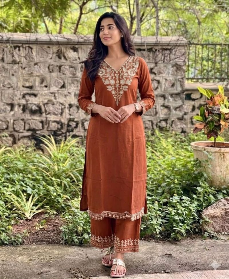 Tlc Vol 167 Cotton Flex Embroidered Kurti With Bottom Collection