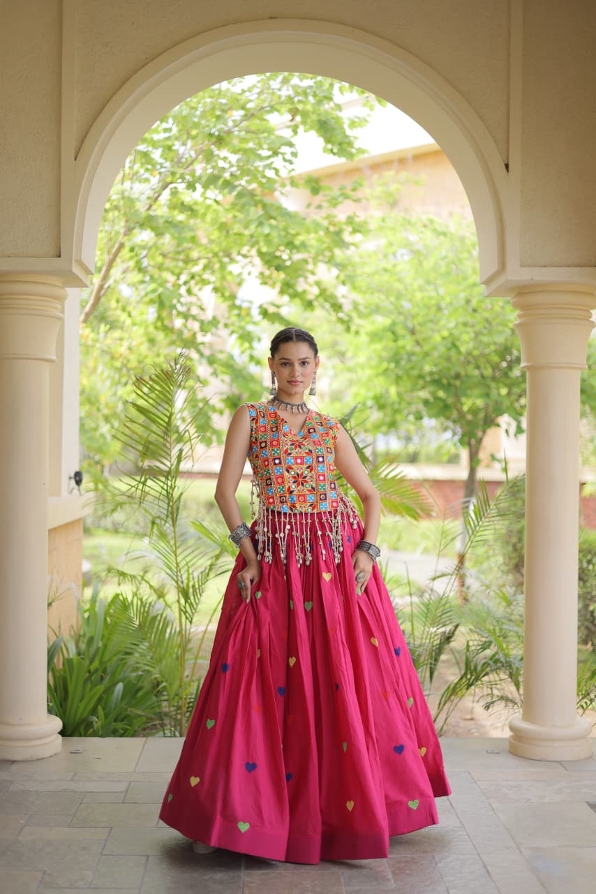 Live Wear LW-7181 Cora Cotton Lehenga Blouse Combo — Wholesale Lehenga, Vardan Ethnic wholesale from Surat — Photo 3