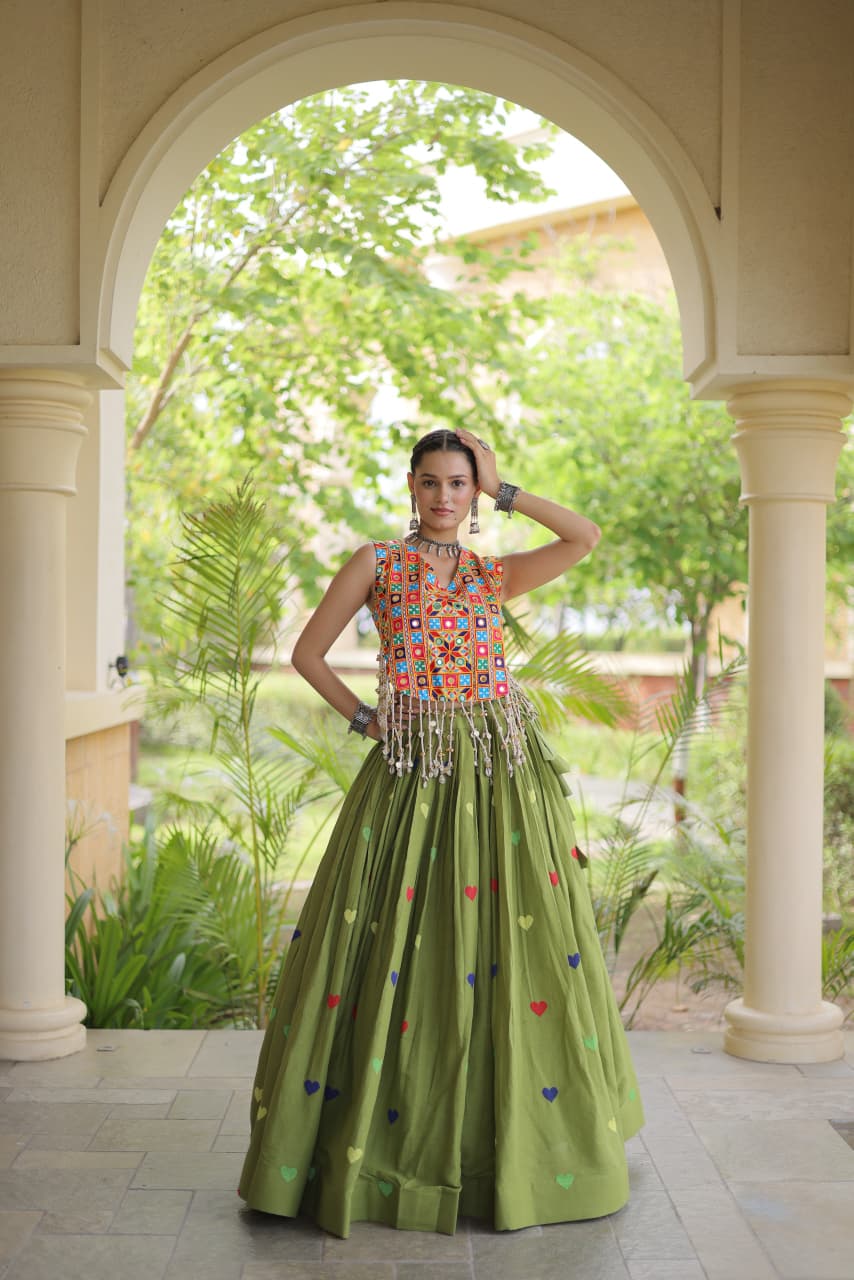 Live Wear LW-7181 Cora Cotton Lehenga Blouse Combo — Wholesale Lehenga, Vardan Ethnic wholesale from Surat — Photo 7