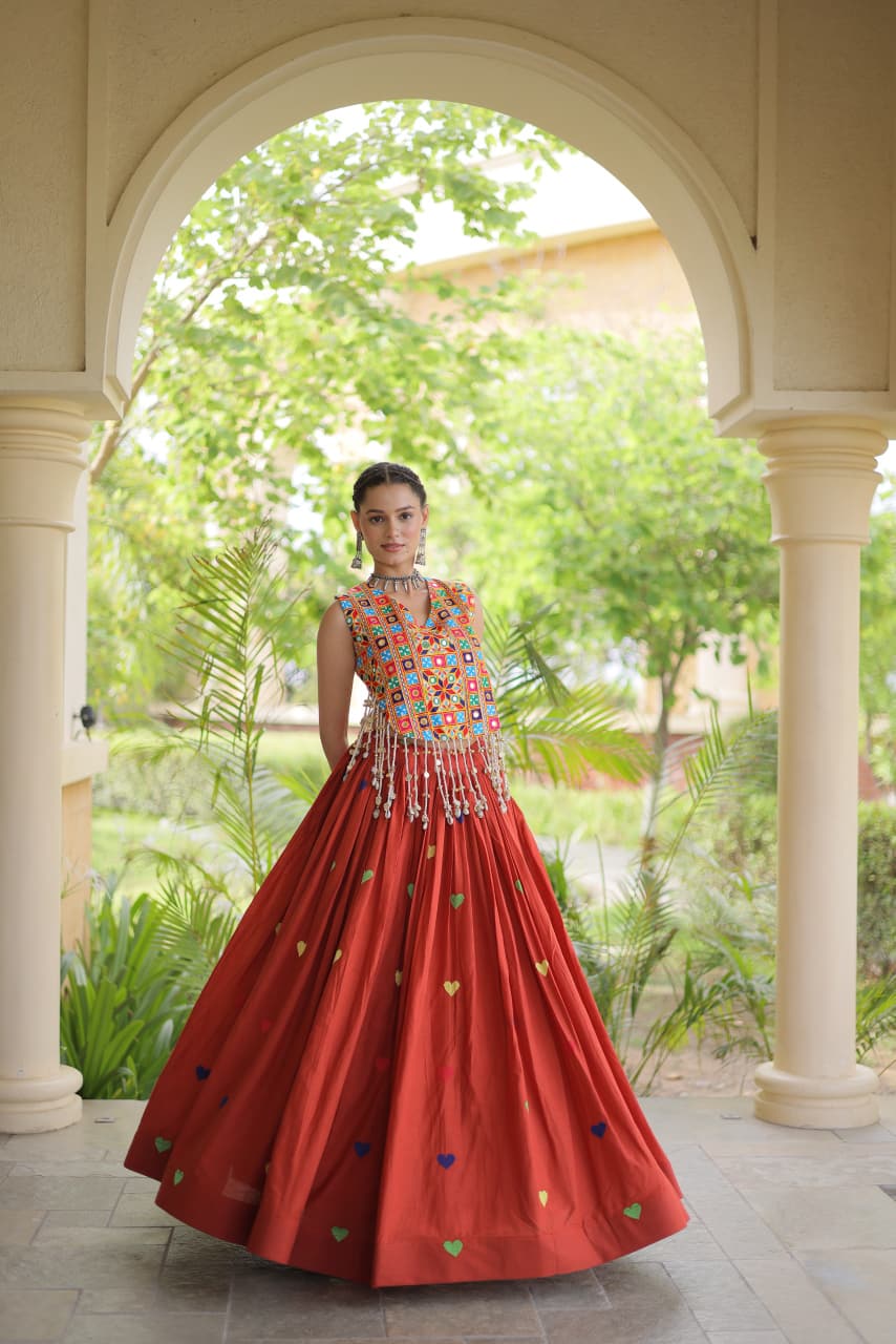 Live Wear LW-7181 Cora Cotton Lehenga Blouse Combo — Wholesale Lehenga, Vardan Ethnic wholesale from Surat — Photo 31
