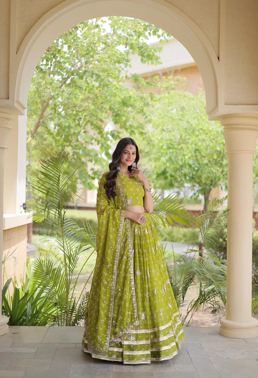 LG Leembogee Designer Zari Embroidered Lehenga Blouse Dupatta Set — Singles, Vardan Ethnic wholesale from Surat — view 12