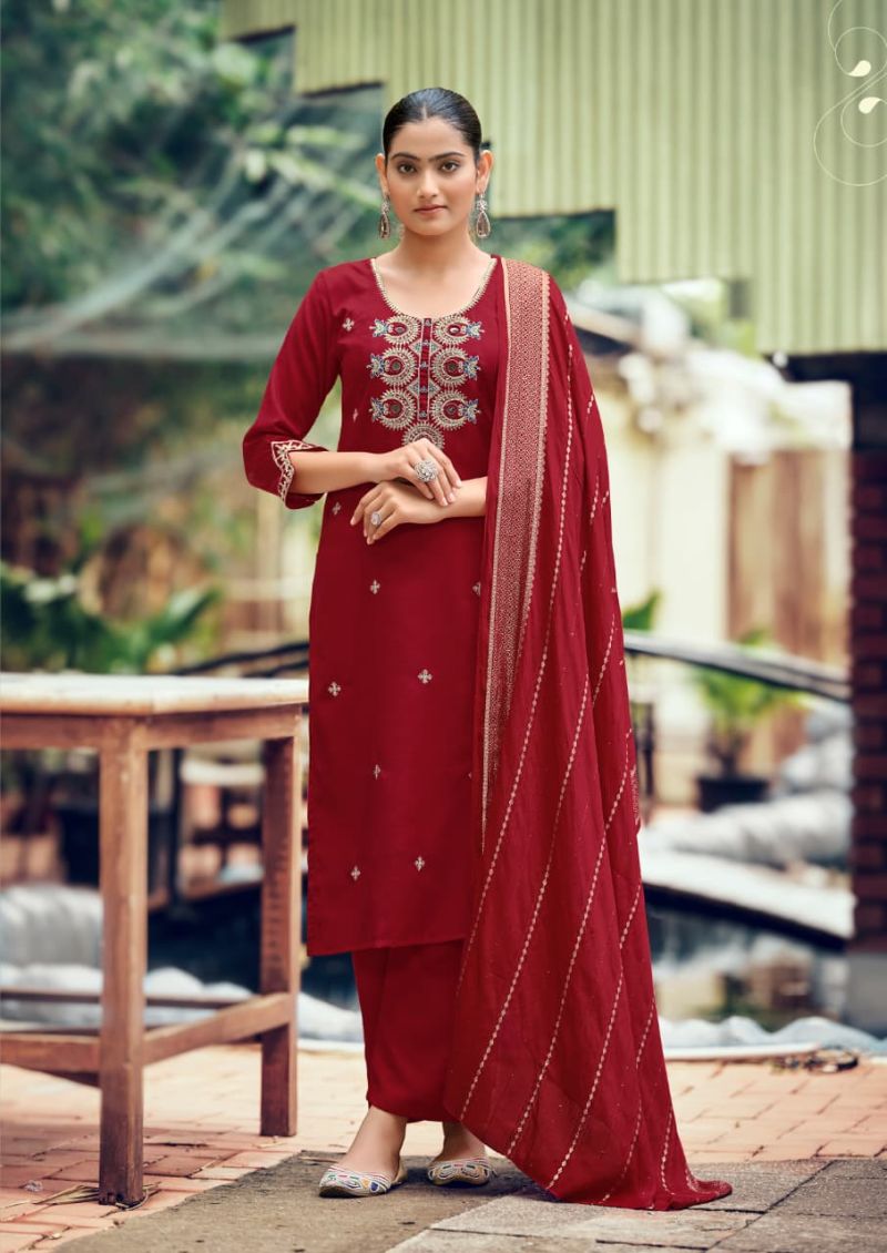 Woodee Raahi Viscose Silk Thread Work Kurti With Bottom Dupatta Collection