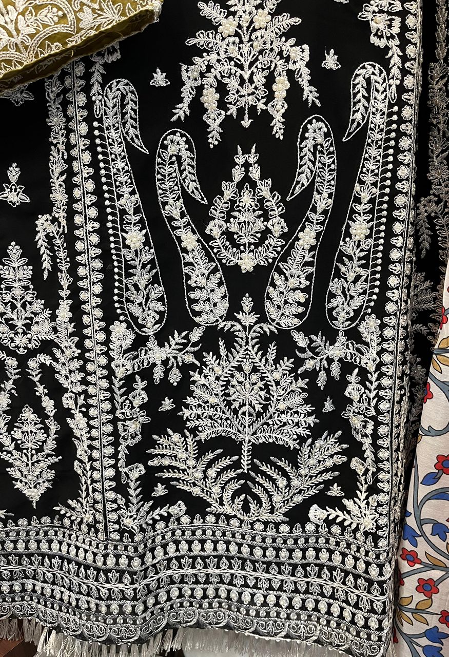 D No 1116 Chikankari Cotton Suit Readymade 3 Piece Set — Wholesale Kurtis, MARIA.B wholesale from Surat — view 4