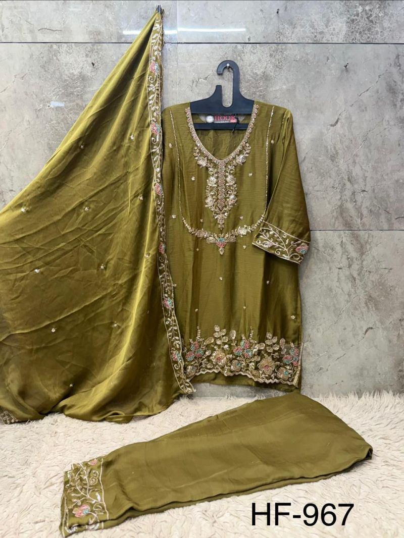 Hoor Tex 967 A To D Star Chiffon Embroidered Designer Salwar Kameez — Wholesale Pakistani Suits, Vardan Ethnic wholesale from Surat — view 8