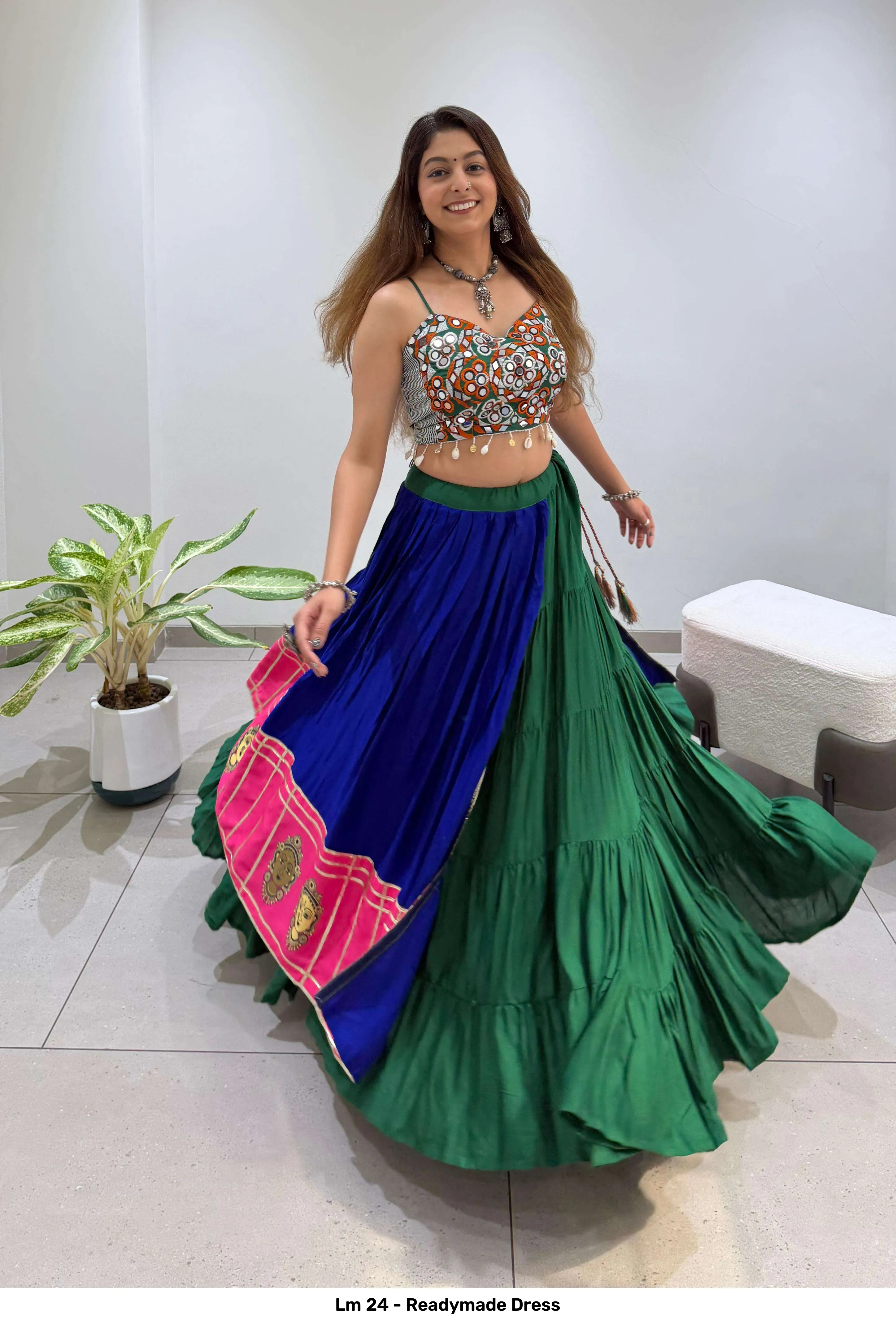 Lm 24 - Readymade Dress — Wholesale Readymade Suit, Vinayak Enterprise wholesale from Surat — Photo 2