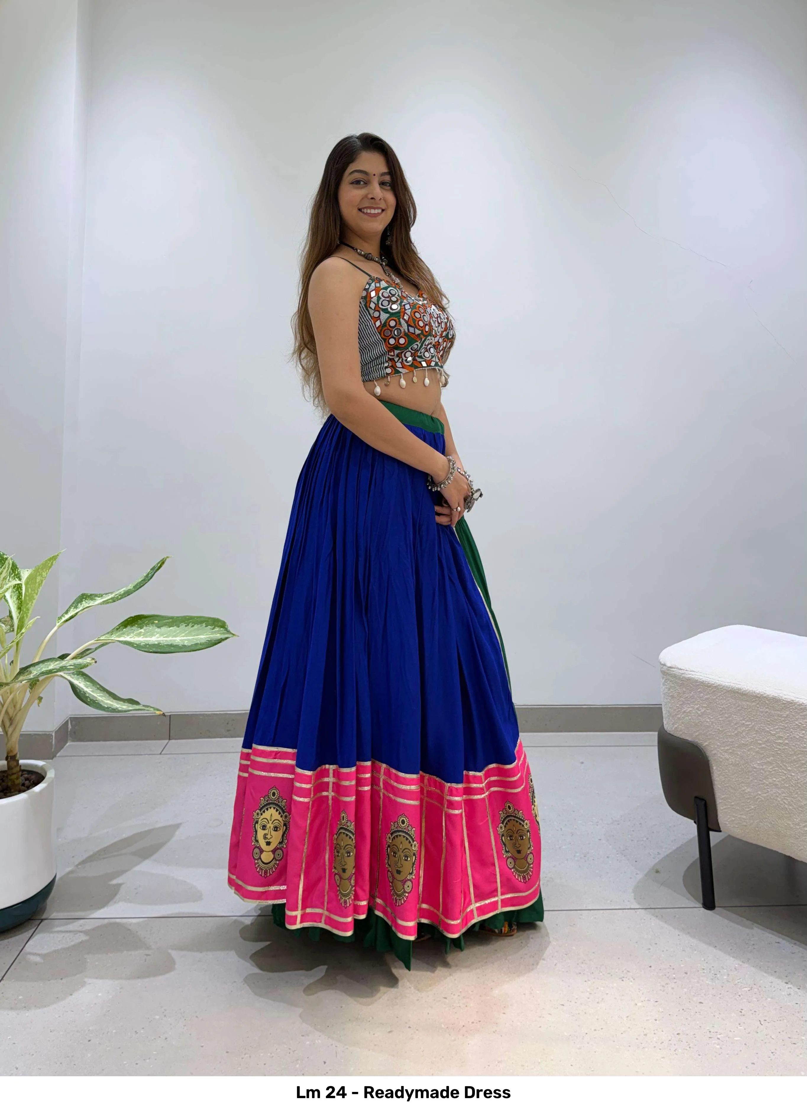 Lm 24 - Readymade Dress — Wholesale Readymade Suit, Vinayak Enterprise wholesale from Surat — Photo 3