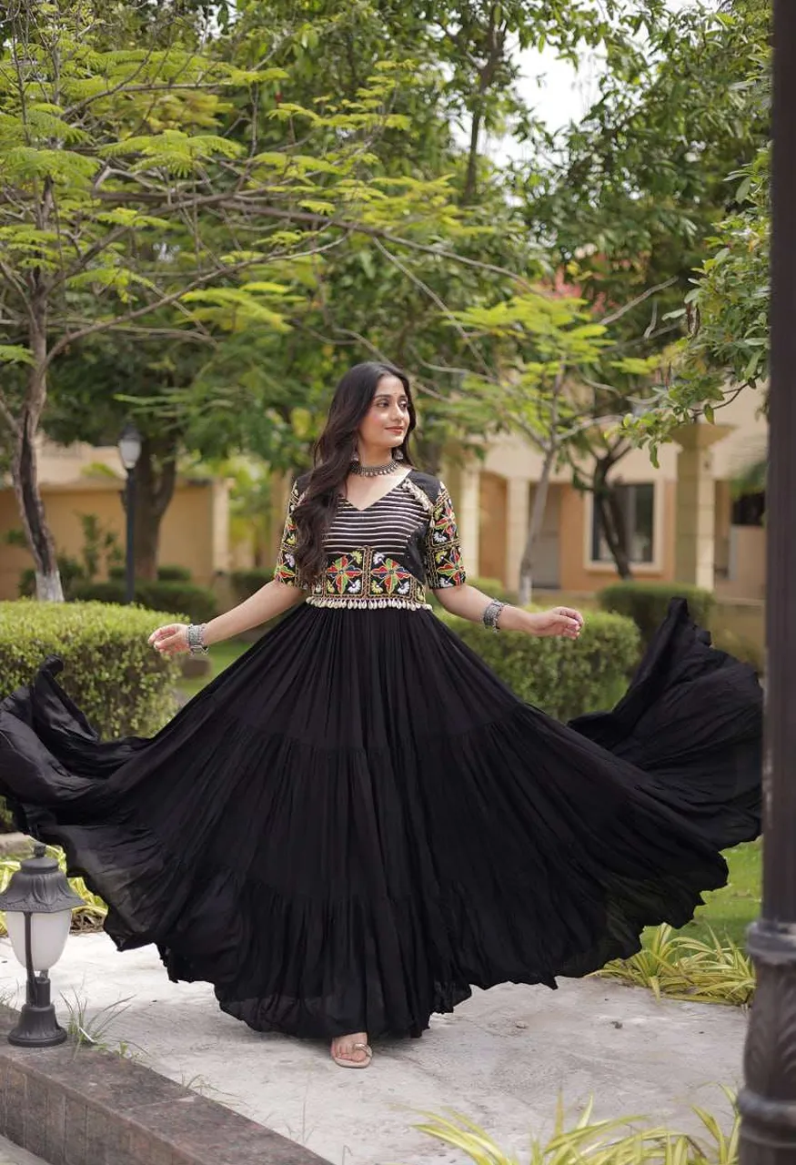 Lw 9354 Rayon Kutchi Designer Work Navratri Wear Special Gown — Wholesale Lehenga, Vardan Ethnic wholesale from Surat — Photo 2
