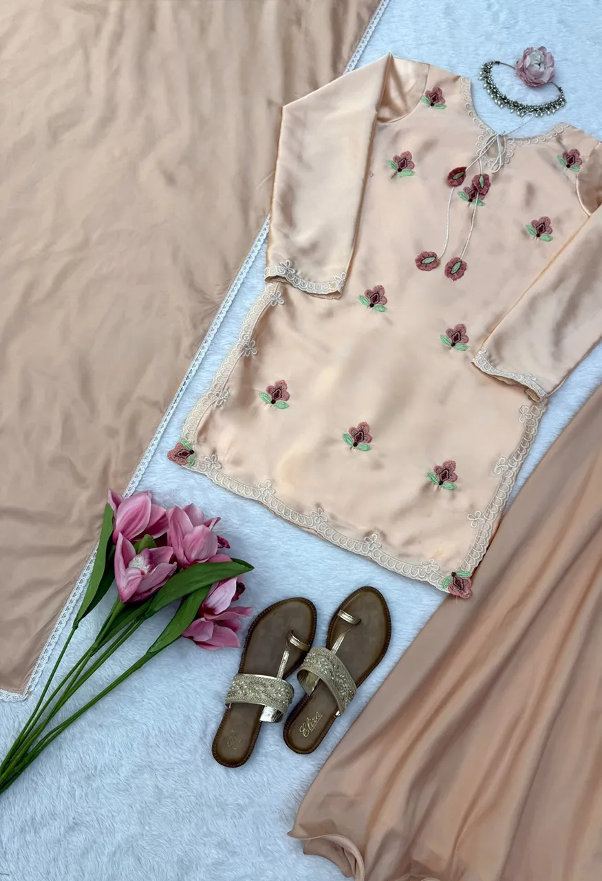 6080 Japan Satin Thread Work Ready-to-Wear Suit Set — Wholesale Kurtis, Vardan Ethnic wholesale from Surat — view 7