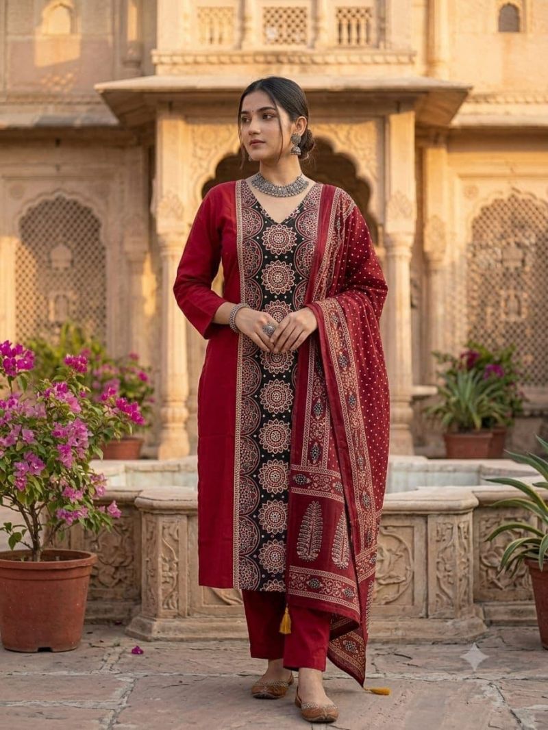 Tlc Vol 138 Cotton Jaipuri Print Fancy Kurti With Bottom Dupatta Set — Wholesale Kurtis, Vardan Ethnic wholesale from Surat — Photo 4