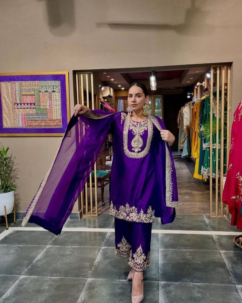 Md Mahi 403 Chanderi Silk Embroidered Salwar Suit — Wholesale Pakistani Suits, Vardan Ethnic wholesale from Surat — Photo 4