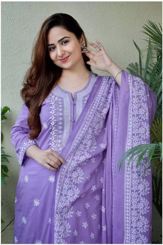 Md Mahi 406 Viscose Rayon Embroidered Kurti Set — Wholesale Kurtis, Vardan Ethnic wholesale from Surat — Photo 2