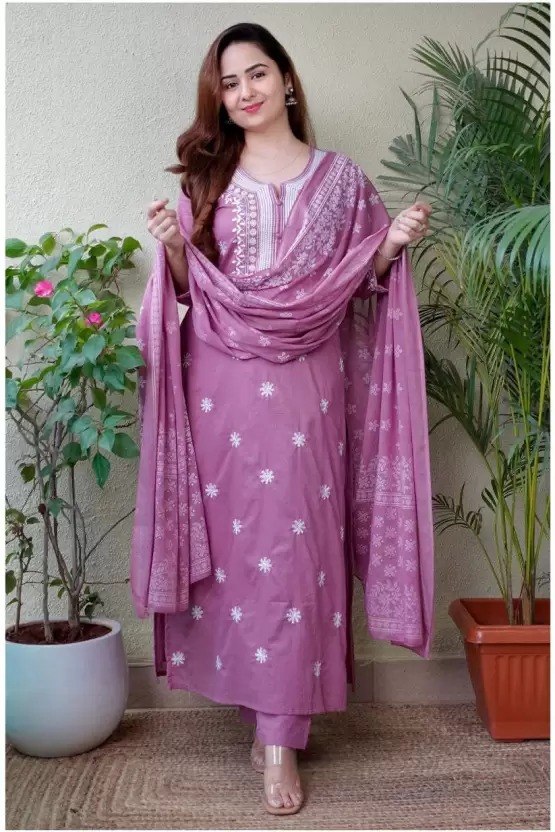 Md Mahi 406 Viscose Rayon Embroidered Kurti Set — Wholesale Kurtis, Vardan Ethnic wholesale from Surat — Photo 5