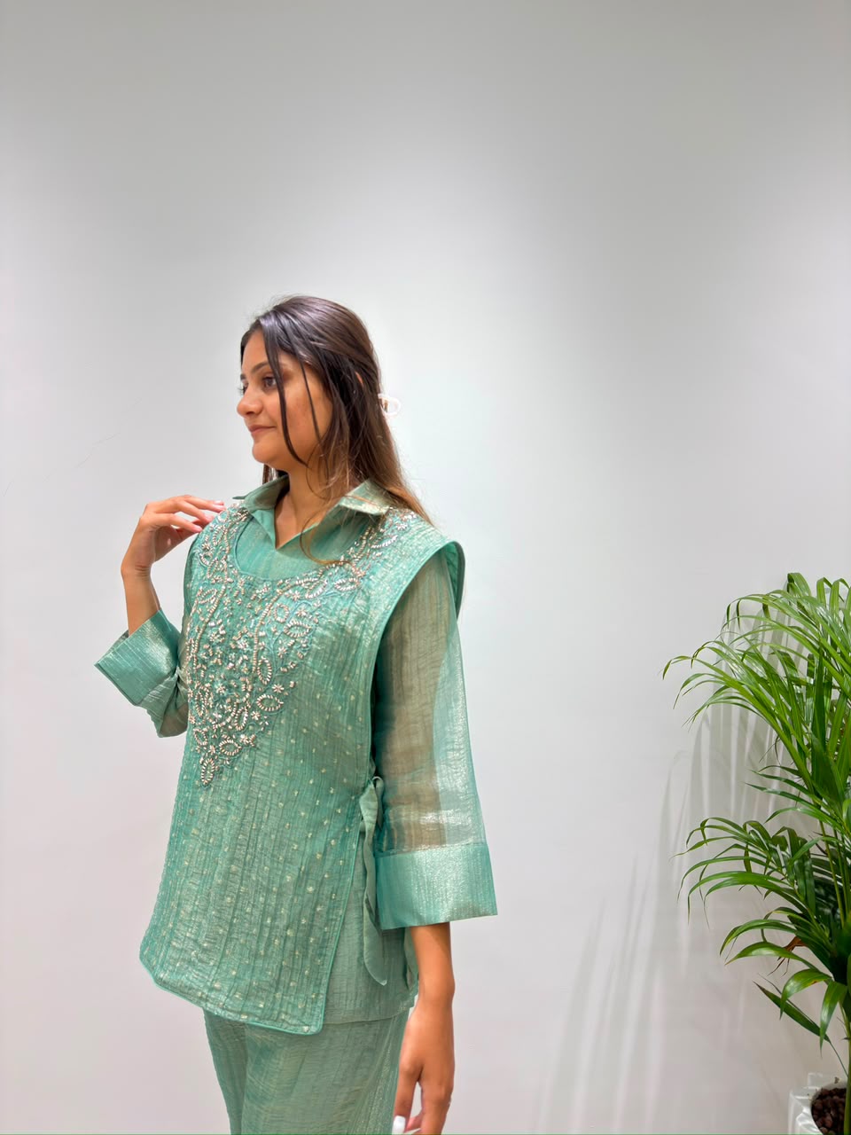 BE-484 Readymade Salsa Silk Hand Work Shrug Set Collection — Wholesale Kurtis, Vardan Ethnic wholesale from Surat — Photo 2