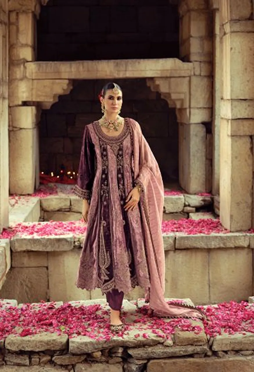 Ibiza Anarkali Vol 3 Viscose Velvet Embroidered Designer Salwar Kameez Collection — Wholesale Salwar Suits, Ibiza wholesale from Surat — Photo 4