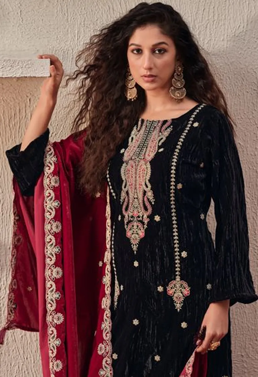 Mumtaz Arts Ranihaar Crush Velvet Embroidered Designer Salwar Kameez Collection