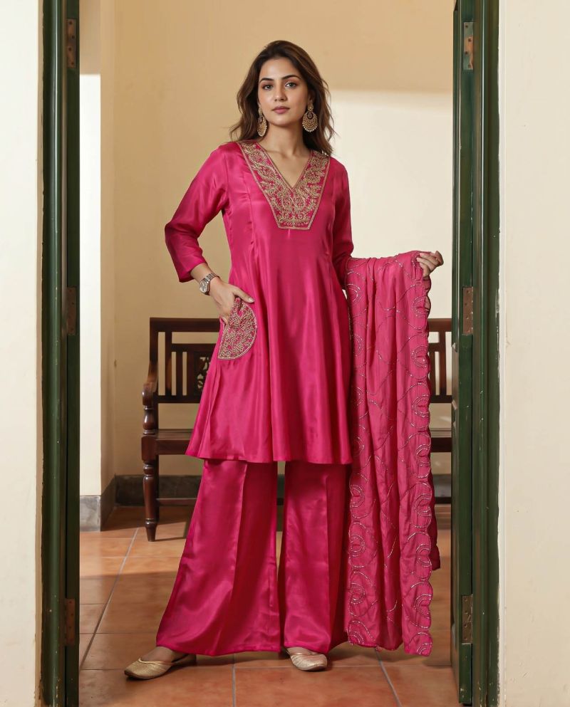 Naisha K 1369 Roman Glass Embroidered Anarkali Short Kurti With Bottom Dupatta — Wholesale Kurtis, Vardan Ethnic wholesale from Surat — Photo 10