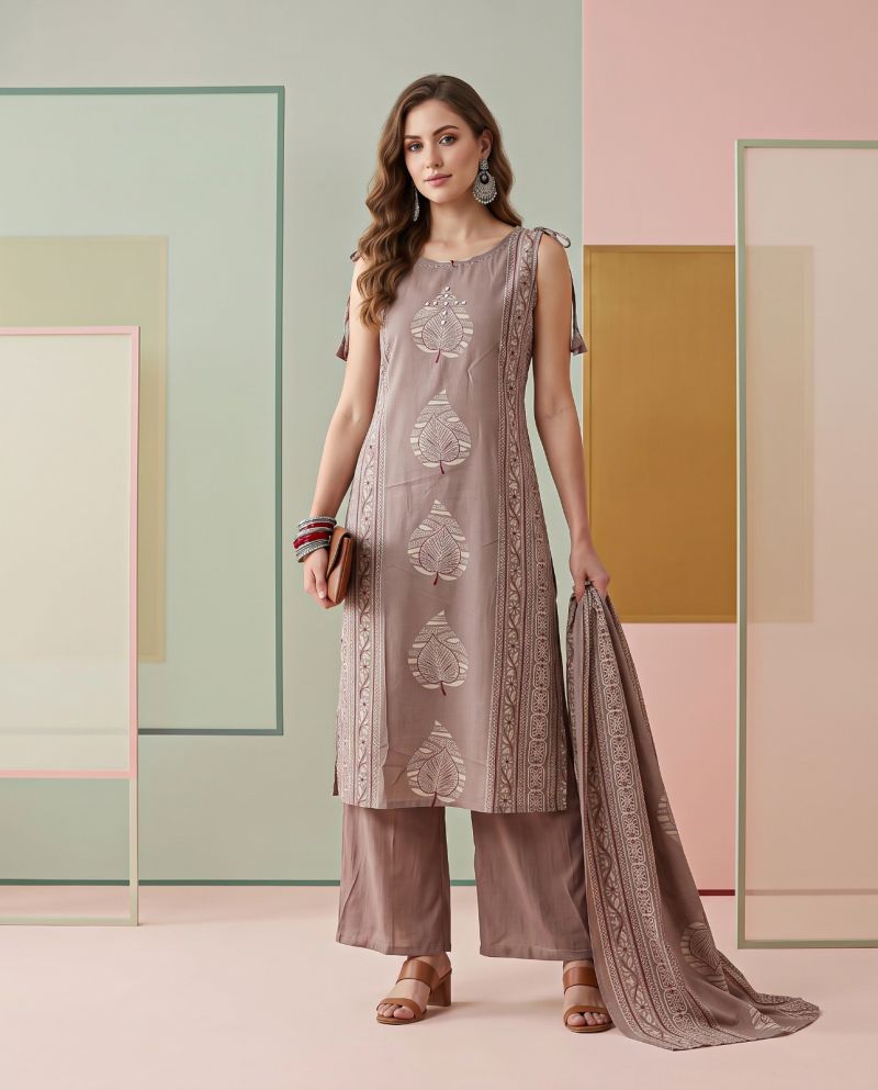 Naisha K 1370 Vatican Discharge Print Manual Work Kurti With Bottom Dupatta — Wholesale Kurti With Bottom Dupatta, Vardan Ethnic wholesale from Surat — view 10