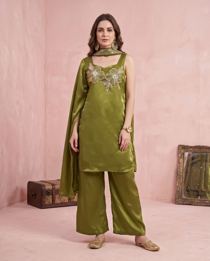 Naisha K 1378 Roman Glass Hand Work Designer Kurti With Bottom Dupatta Catalog — Wholesale Anarkali Kurti, Vardan Ethnic wholesale from Surat — Photo 6