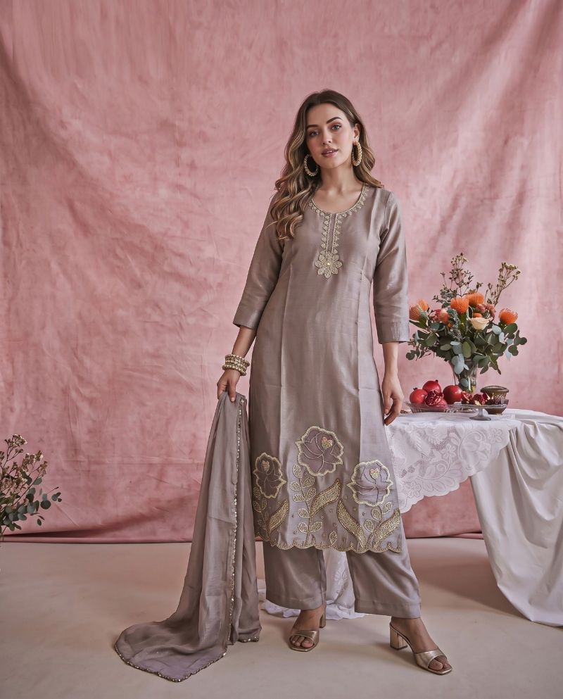 Naisha K 1383 Glass Crush Beads Work Designer Kurti With Bottom Dupatta Catalog — Wholesale Kurtis, Vardan Ethnic wholesale from Surat — view 5