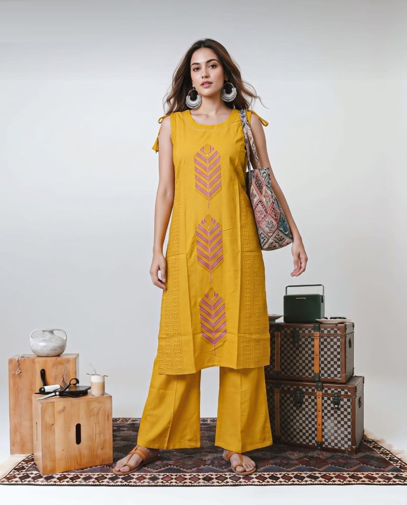 Naisha K 1394 Wholesale Vatican Hand Work Fancy Kurti With Bottom Catalog — Wholesale Kurtis, Vardan Ethnic wholesale from Surat — view 3