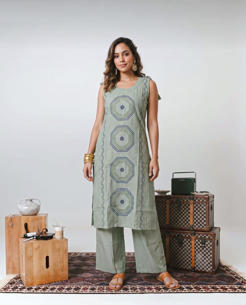 Naisha K 1394 Wholesale Vatican Hand Work Fancy Kurti With Bottom Catalog — Wholesale Kurtis, Vardan Ethnic wholesale from Surat — view 12