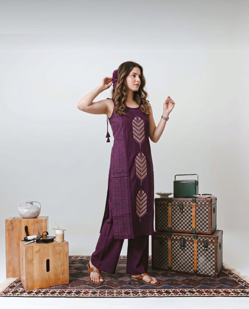 Naisha K 1394 Wholesale Vatican Hand Work Fancy Kurti With Bottom Catalog — Wholesale Kurtis, Vardan Ethnic wholesale from Surat — view 10
