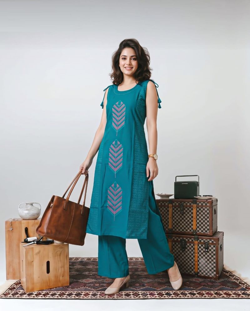 Naisha K 1394 Wholesale Vatican Hand Work Fancy Kurti With Bottom Catalog — Wholesale Kurtis, Vardan Ethnic wholesale from Surat — view 8