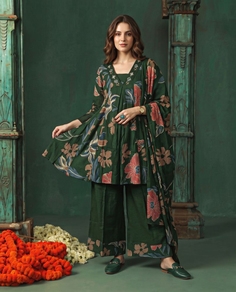 Naisha K 1397 Berlin Discharge Print hand Work Fancy Kurti With Bottom Dupatta Catalog — Wholesale Kurtis, Vardan Ethnic wholesale from Surat — Photo 7