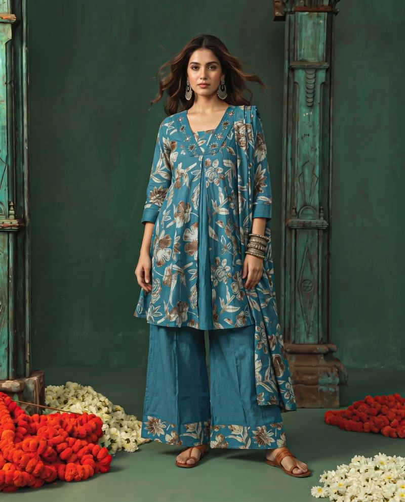 Naisha K 1397 Berlin Discharge Print hand Work Fancy Kurti With Bottom Dupatta Catalog — Wholesale Kurtis, Vardan Ethnic wholesale from Surat — Photo 3