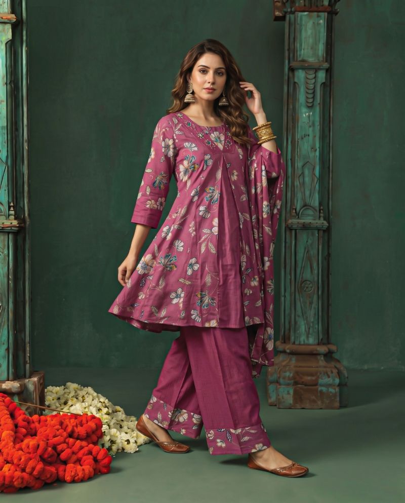 Naisha K 1397 Berlin Discharge Print hand Work Fancy Kurti With Bottom Dupatta Catalog — Wholesale Kurtis, Vardan Ethnic wholesale from Surat — Photo 18