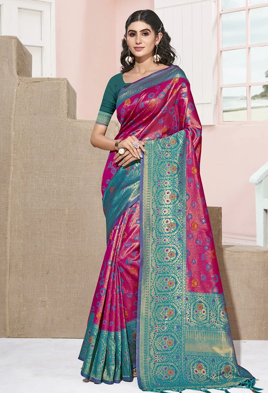 Bunawat Panchi Patola Silk Saree with Patola Silk Blouse — Singles, Bunawat wholesale from Surat — Photo 3