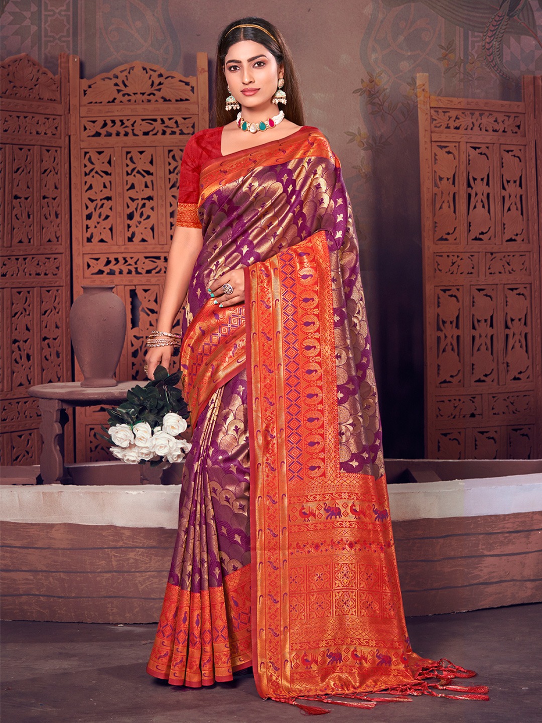 Bunawat Rajshree Patola Silk Saree with Patola Silk Blouse — Singles, Bunawat wholesale from Surat — Photo 6