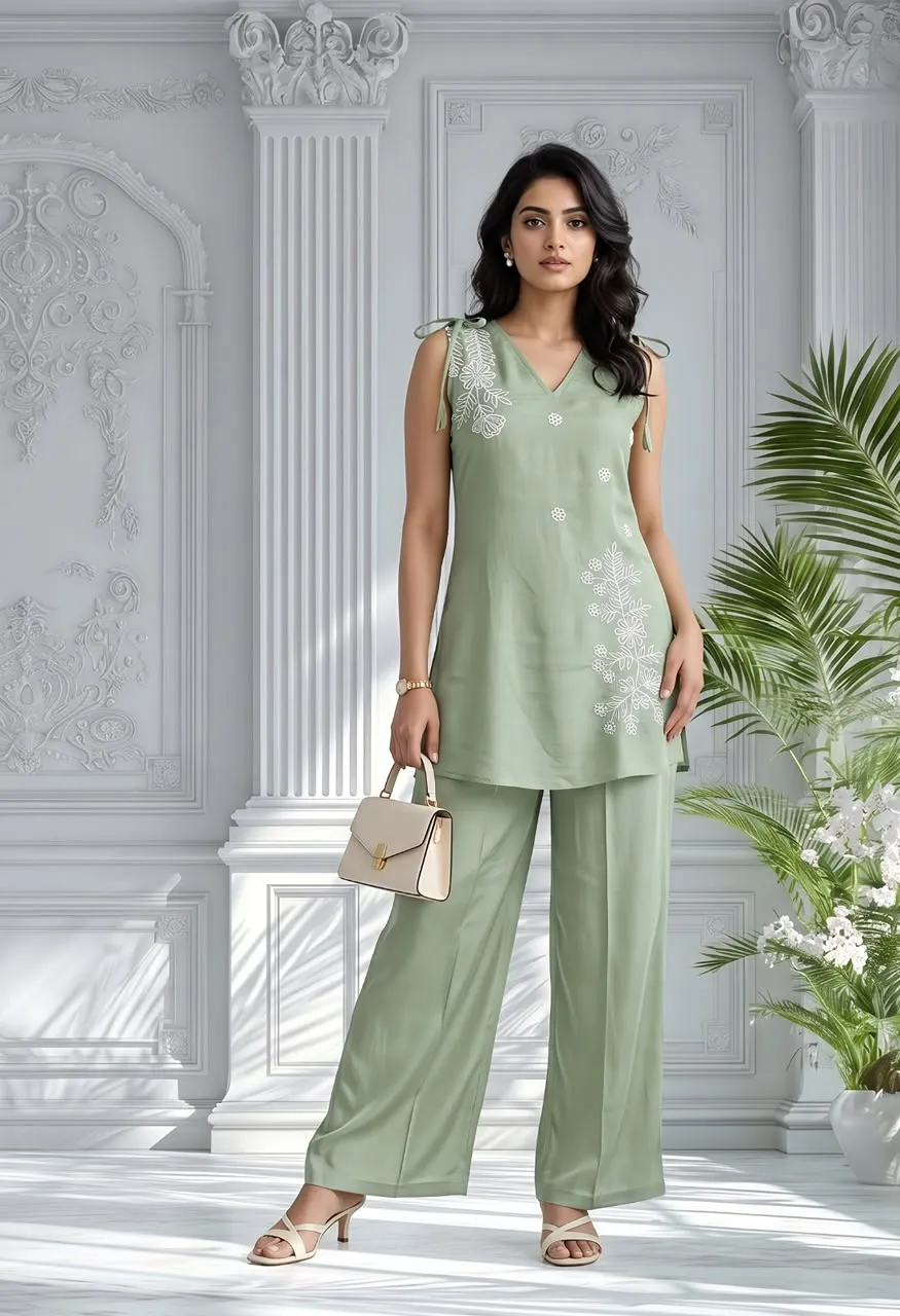 Mul Chanderi Heavy Work Plazo Cordset with Cotton Inner Set — Wholesale Kurtis, Vardan Ethnic wholesale from Surat — Photo 5