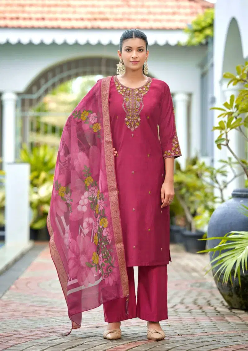 Woodee Hoor Viscose Gadwal Hand Work Kurti With Bottom Dupatta Collection — Wholesale Kurtis, Woodee wholesale from Surat — view 3