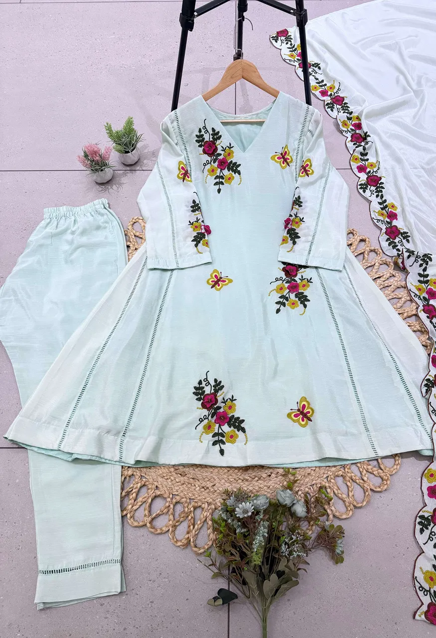 LG 2152 Chinon Beautiful Designer Look Kurti Pant And Dupatta Set — Wholesale Readymade Suit, Vardan Ethnic wholesale from Surat — Photo 7