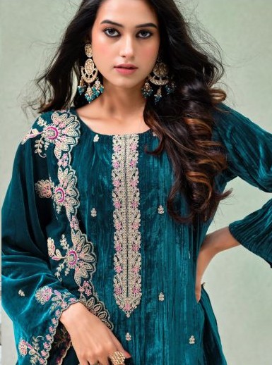 Mumtaz Arts Maahi 1001 To 1004 Velvet Designer Salwar Kameez