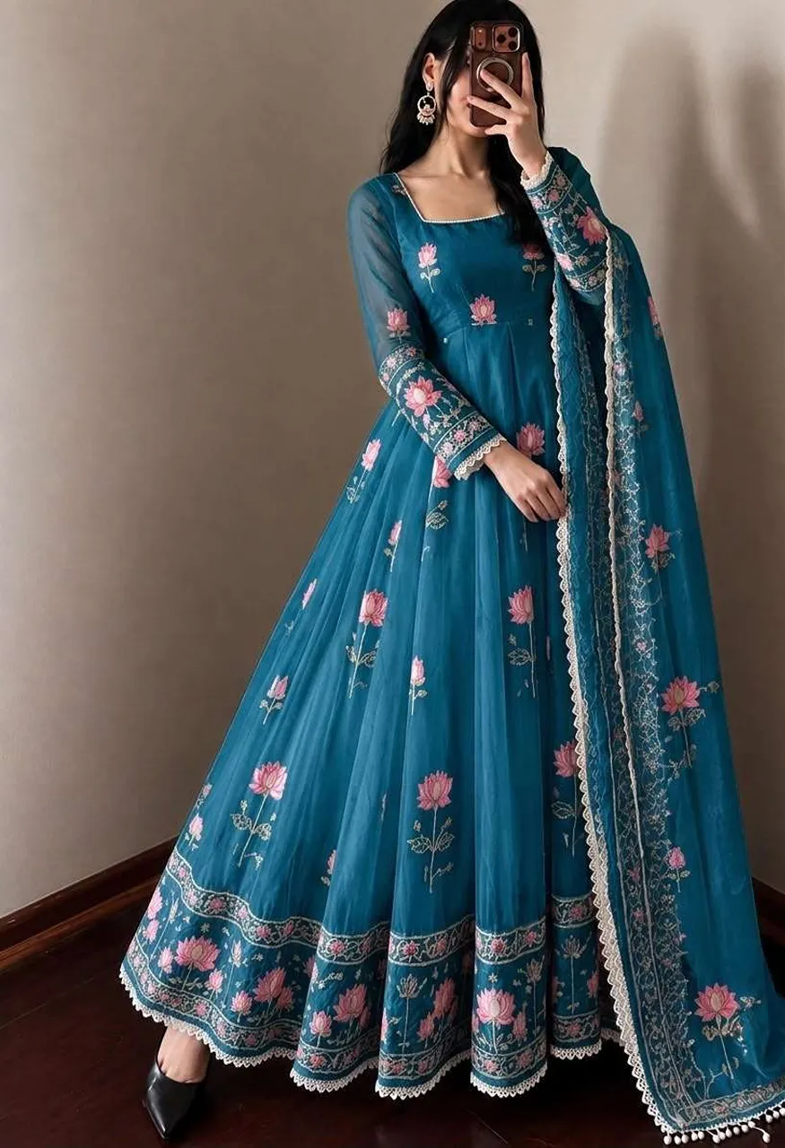 Sr 1724 Silk Heavy Sequence Embroidery Designer Party Wear Gown Suit — Wholesale Readymade Suit, Bandhani Palace wholesale from Surat — Photo 5
