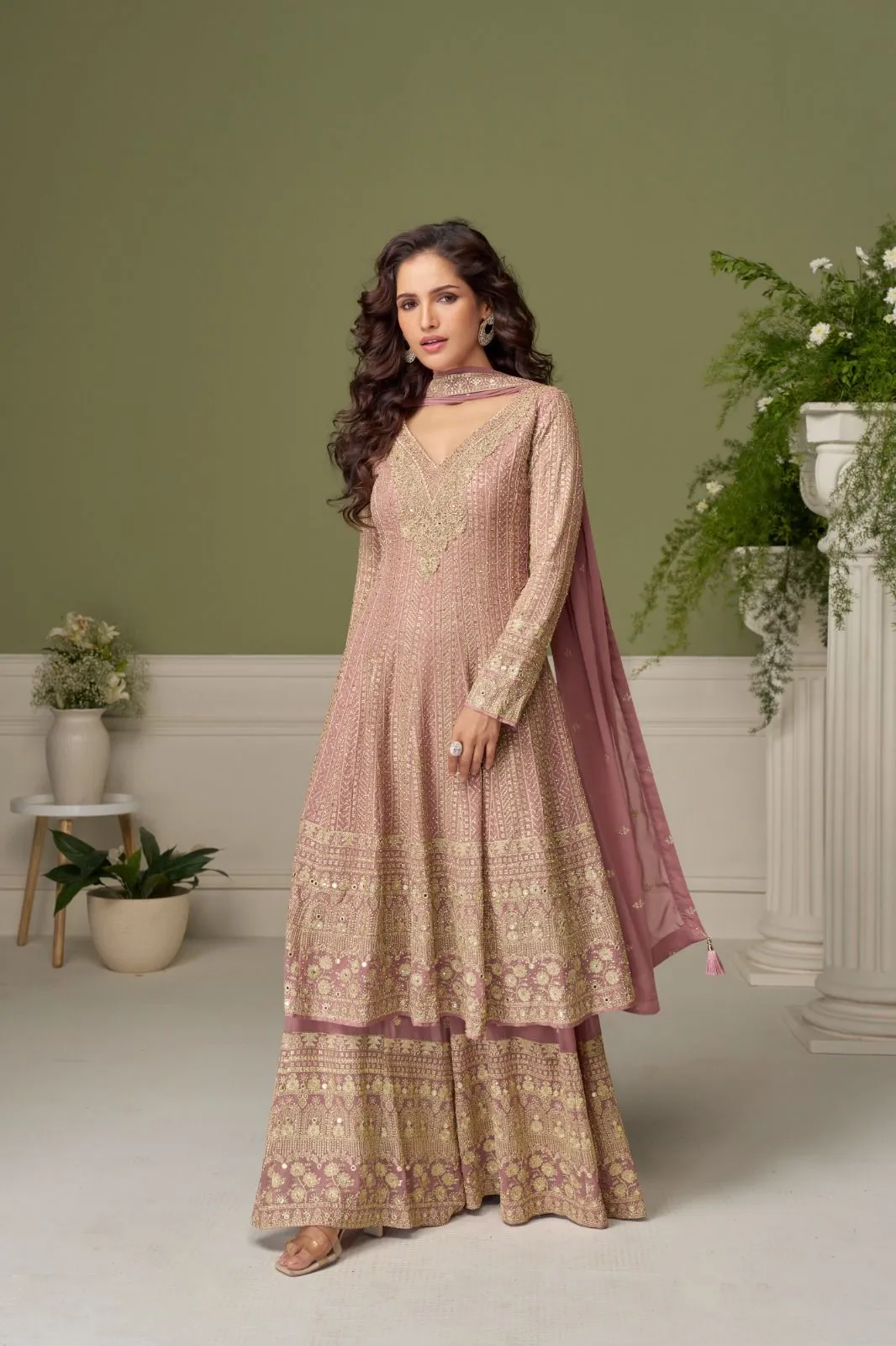 Gulkayra Glamour Georgette With Embroidery Work Salwar Kameez